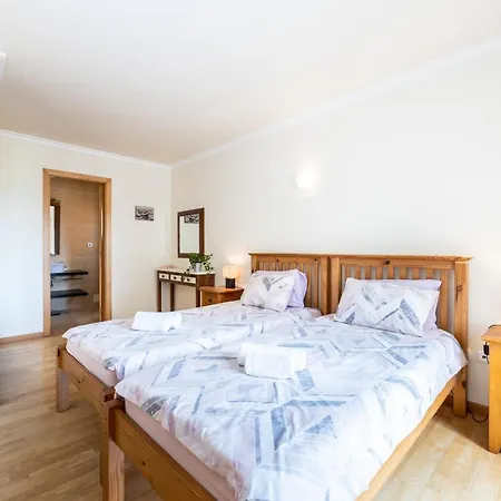 A Casa Do Guy Апартаменты