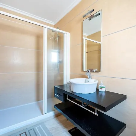 Apartament A Casa Do Guy